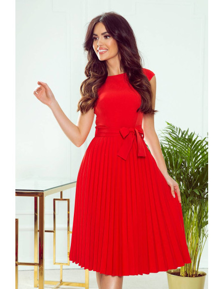 Evening Pleated dress with short sleeves red