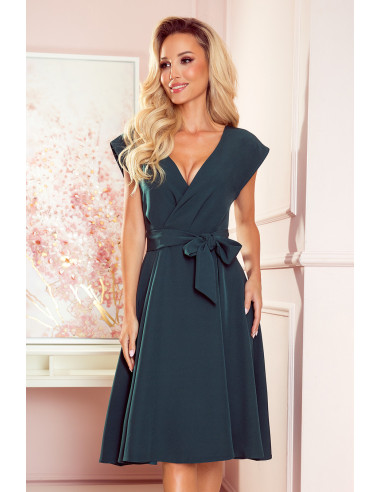Woman's Flared Dress with a neckline Green 
