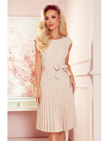 Woman's Pleated Dress with short sleeves Beige