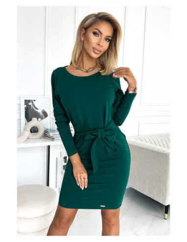 Woman's Dress with long sleeves and a binding at the waist Green 